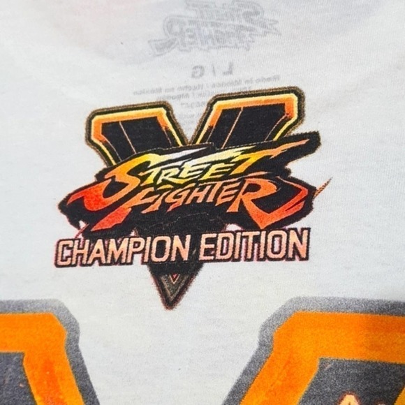 Street Fighter Classic Tee Shirt NWT Large - Picture 7 of 9